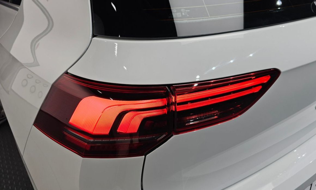 Volkswagen Golf 2.0 TDI Premium, 2025