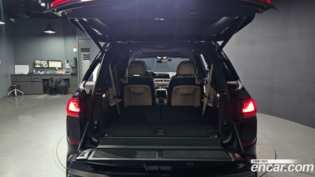 BMW X7 M50i 6STR, 2022