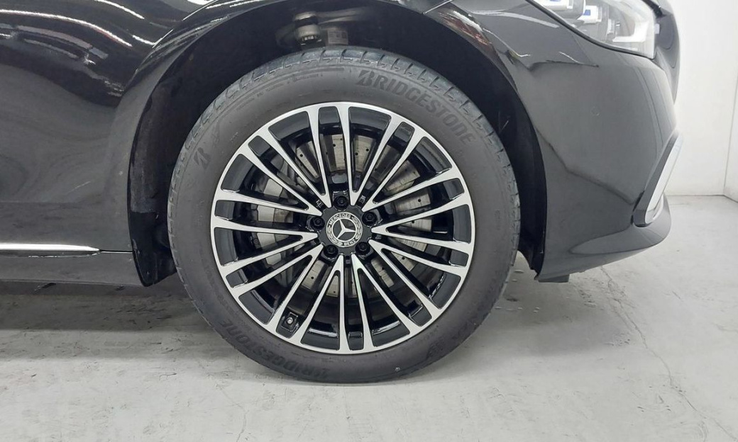 Mercedes-Benz S-Class S350 d 4MATIC, 2025