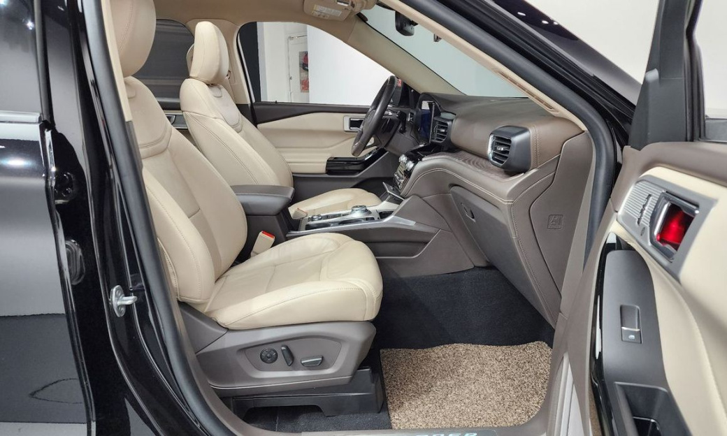 Ford Explorer 3.0 Platinum 4WD, 2021