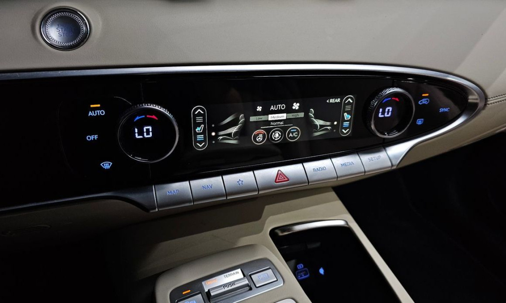 Genesis GV70 2.5T Gasoline AWD, 2024