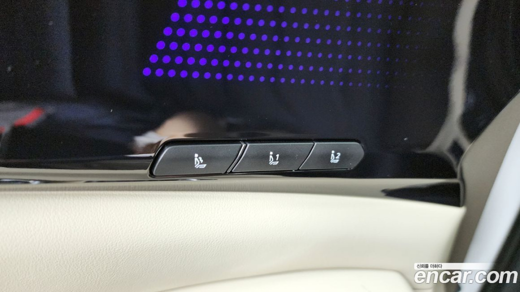 Kia Carnival 9-Seater Signature, 2025