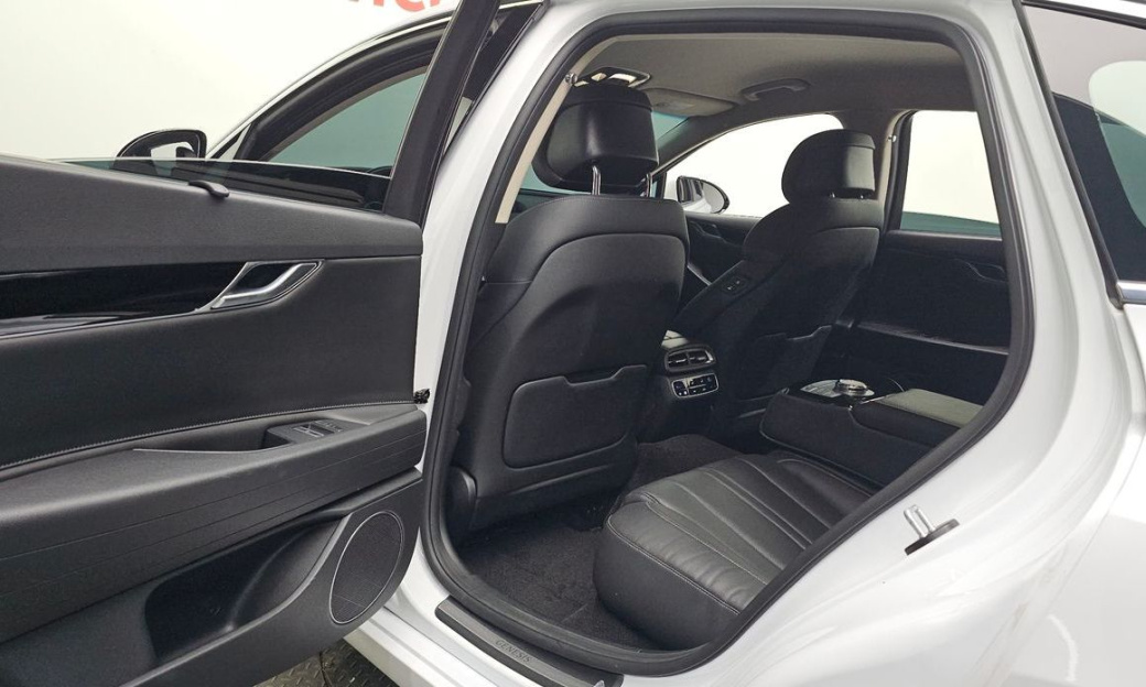 Genesis G80 Gasoline 2.5 Turbo 2WD, 2023