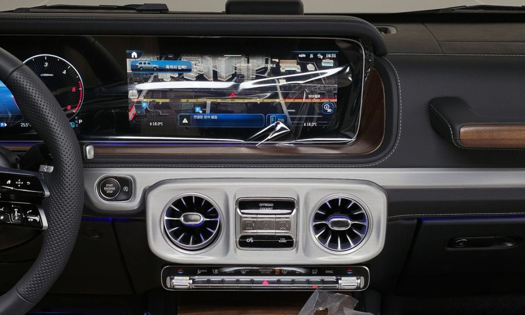 Mercedes-Benz G-Class G450d, 2026