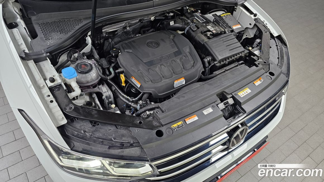 Volkswagen Tiguan 2.0 TSI Prestige, 2022