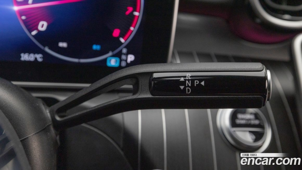 Mercedes-Benz C-Class C300 4MATIC Avantgarde, 2024