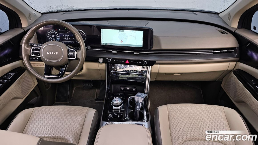 Kia Carnival 9-Seater Signature, 2022