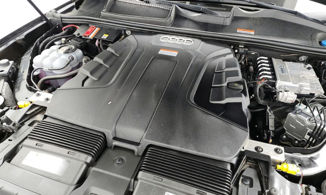 Audi Q7 45 TDI Quattro, 2023