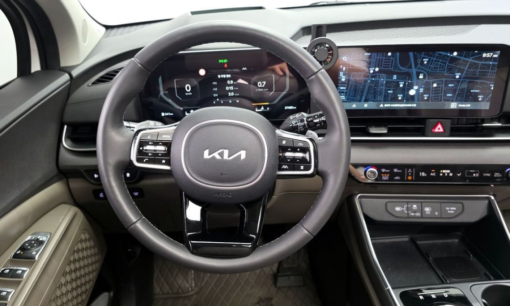 Kia Carnival 9-Seater Noblesse, 2025