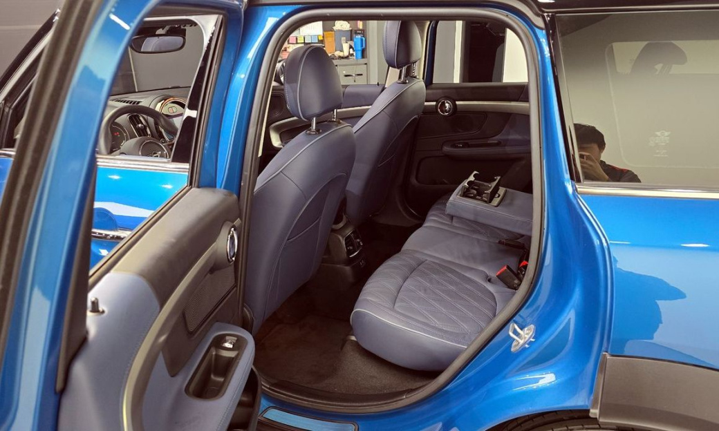 Mini Countryman ALL4 Classic Launch Pack, 2023