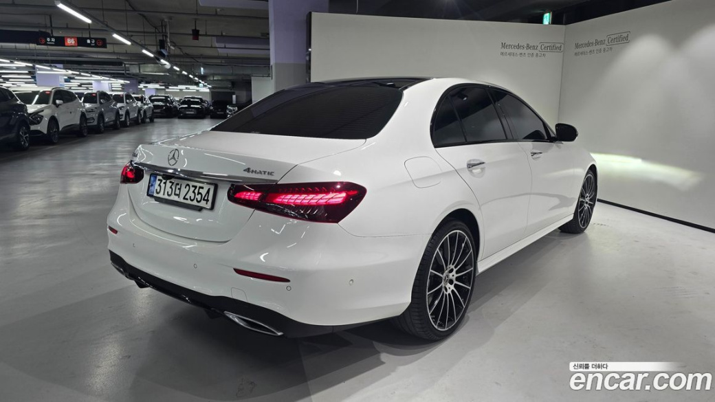 Mercedes-Benz E-Class E350 4MATIC AMG Line, 2023