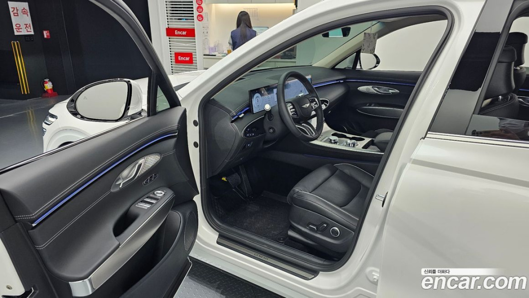Genesis GV70 2.5T Gasoline AWD, 2025