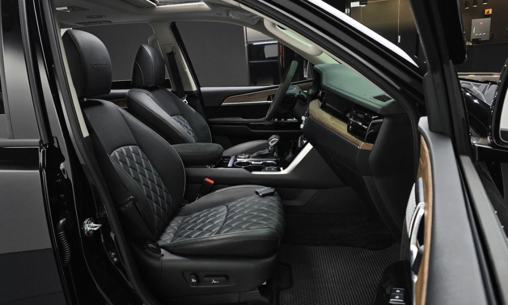 Kia Mohave Diesel 3.0 4WD 6-Seater, 2021