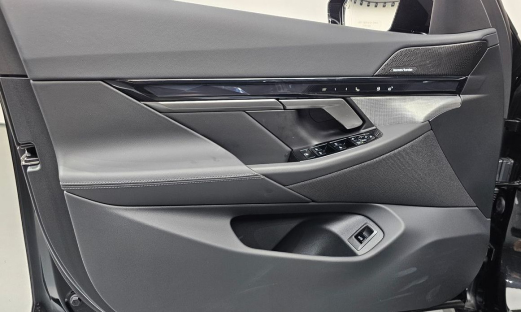BMW 5-Series 520i Special Edition, 2026