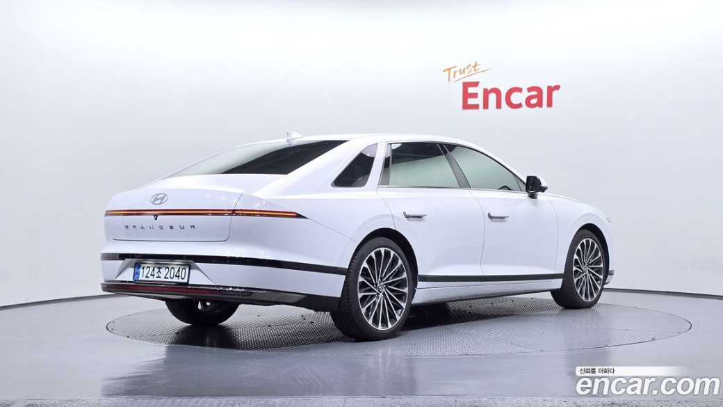 Hyundai Grandeur 2,5 Gasoline 2WD, 2023