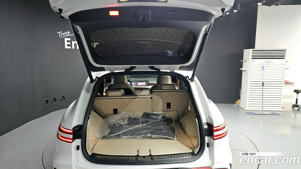 Genesis GV70 2.5T Gasoline AWD, 2025