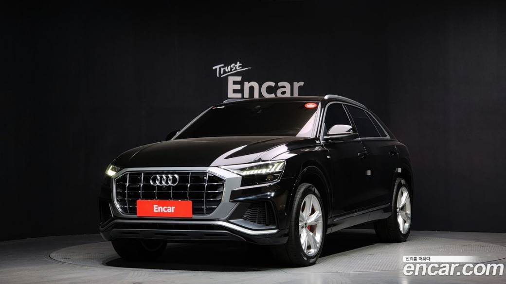 Audi Q8 45 TDI Quattro Premium, 2022