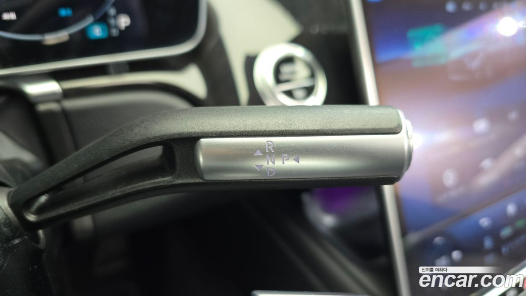 Mercedes-Benz S-Class S500L 4MATIC, 2023