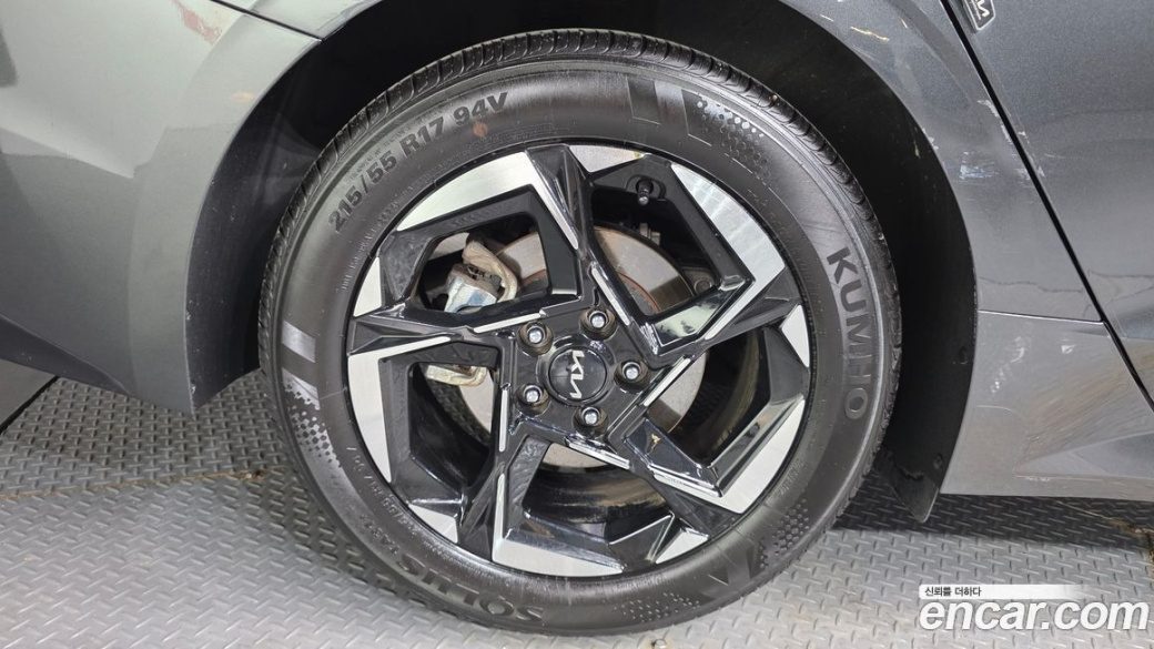 Kia K5 2.0, 2024