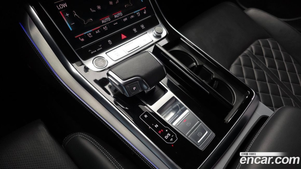 Audi Q7 55 TFSI Quattro Premium, 2022