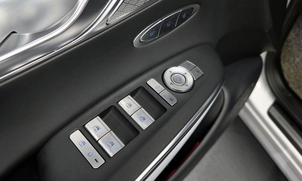 Genesis GV70 2.5T Gasoline AWD, 2023