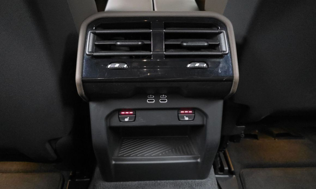 BMW 5-Series 523d M Sport, 2024
