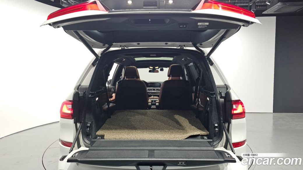 BMW X7 xDrive 40i M Sport 6STR, 2022