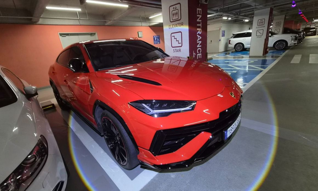 Lamborghini Urus 4.0 V8 S, 2023