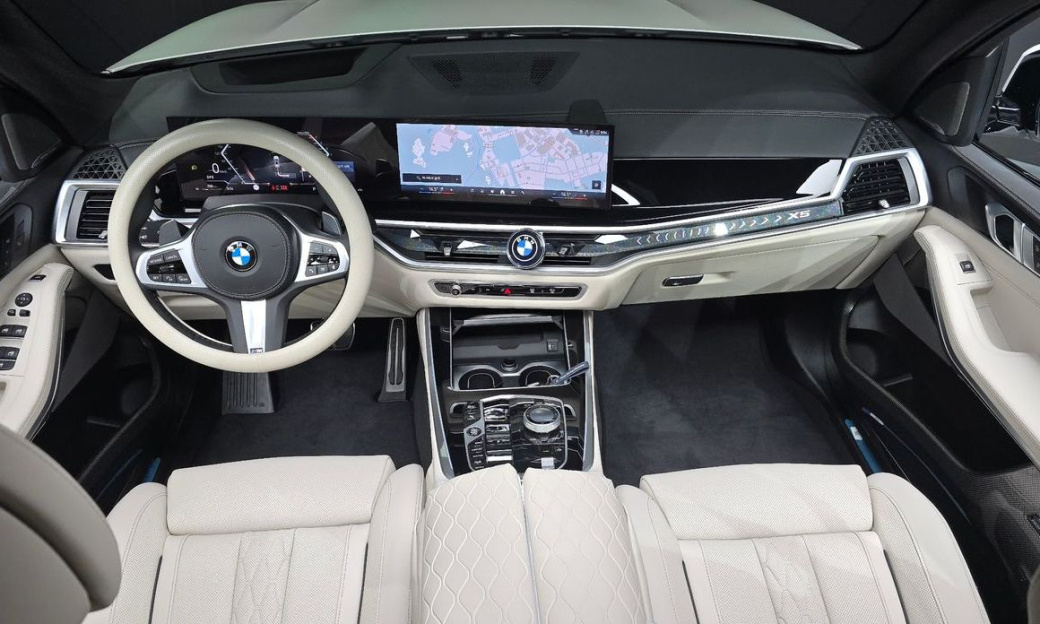 BMW X5 xDrive 40i M Sport, 2025