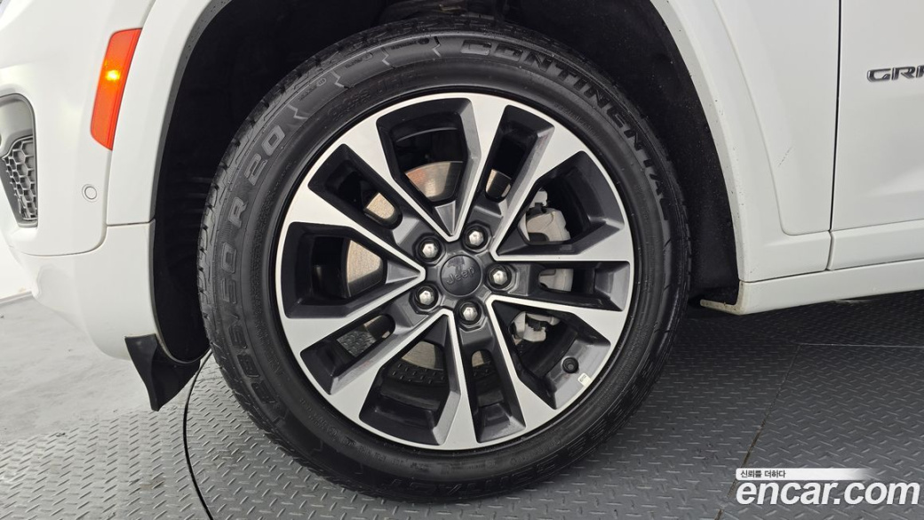 Jeep Cherokee 3.6 Overland, 2023