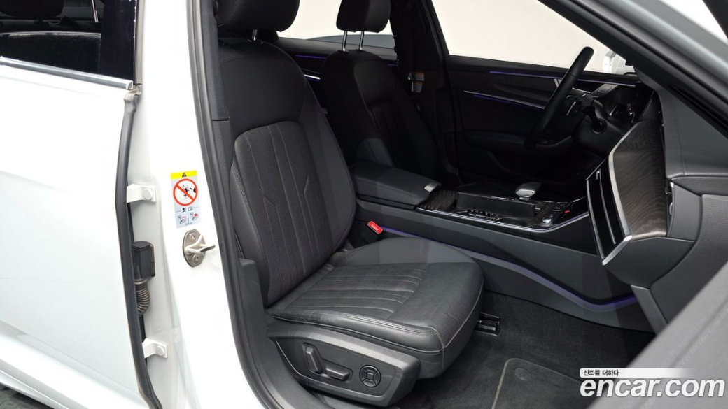 Audi A6 40 TDI Premium, 2021