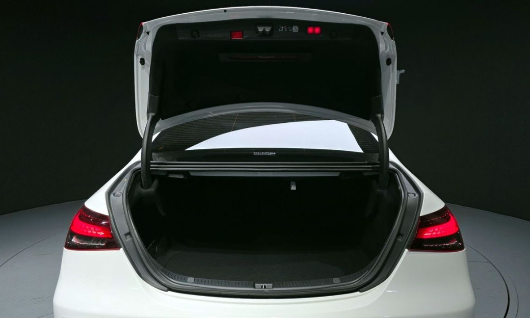 Mercedes-Benz E-Class E250 AMG Line, 2023