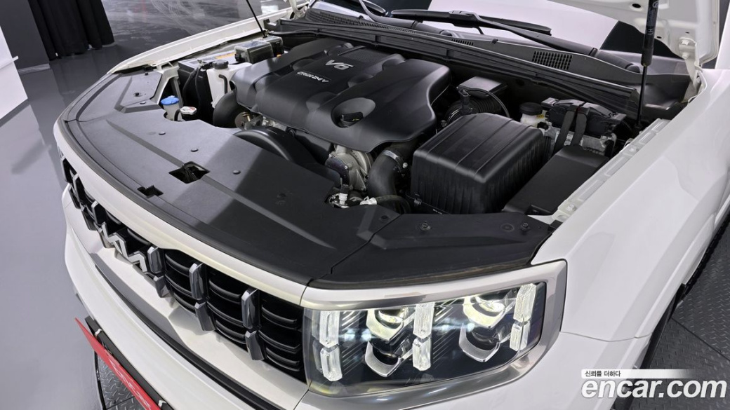 Kia Mohave Diesel 3.0 4WD 7-Seater, 2023