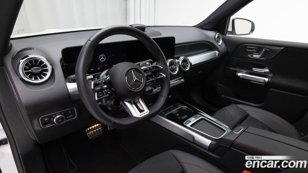 Mercedes-Benz GLB-Class AMG GLB35 4MATIC, 2025