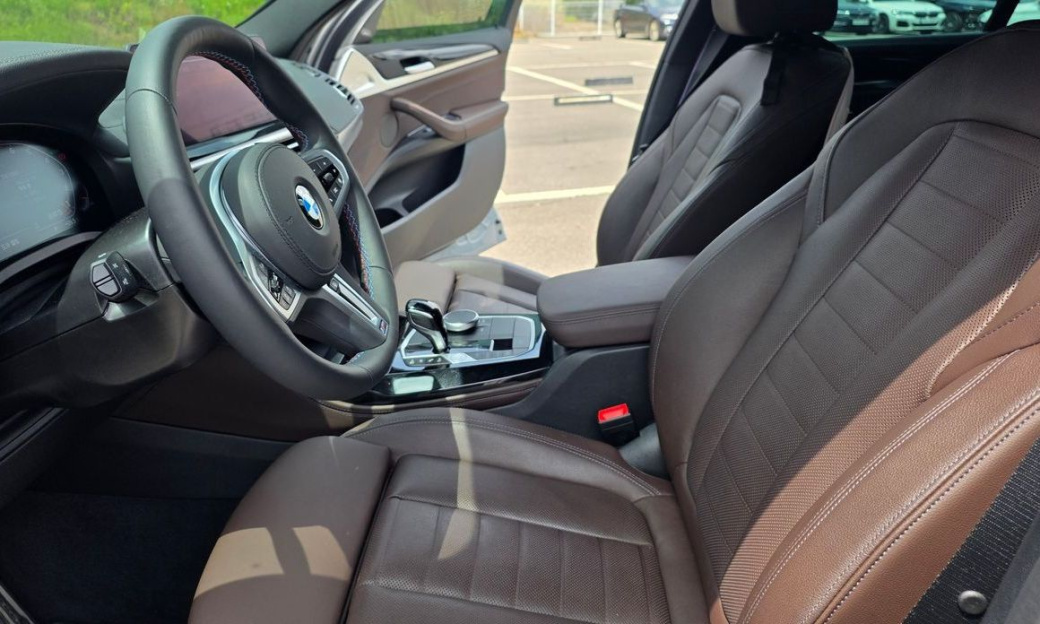 BMW X4 xDrive M40i, 2025