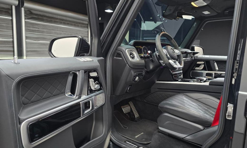 Mercedes-Benz G-Class AMG G63 Manufaktur, 2022