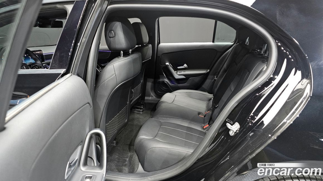 Mercedes-Benz A-Class A220 Hatchback, 2025