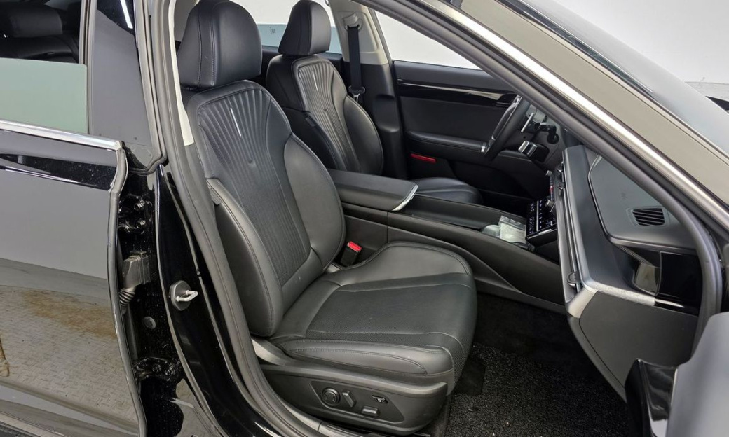 Hyundai Grandeur 2,5 Gasoline 2WD, 2025