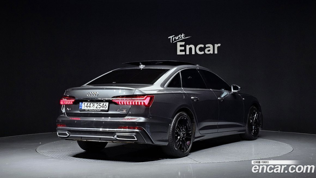 Audi A6 45 TFSI Quattro Premium, 2023