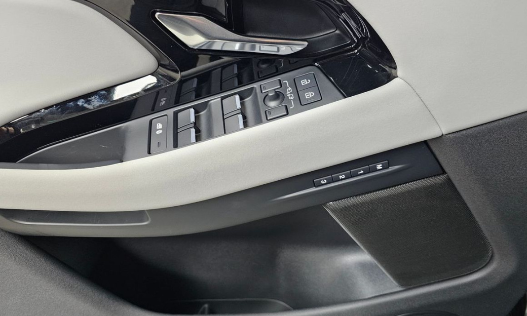 Land Rover Range Rover Evoque P250 Dynamic SE, 2025