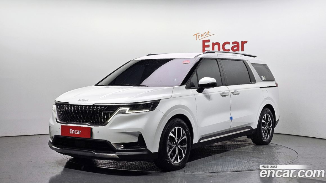 Kia Carnival 9-Seater Noblesse, 2023
