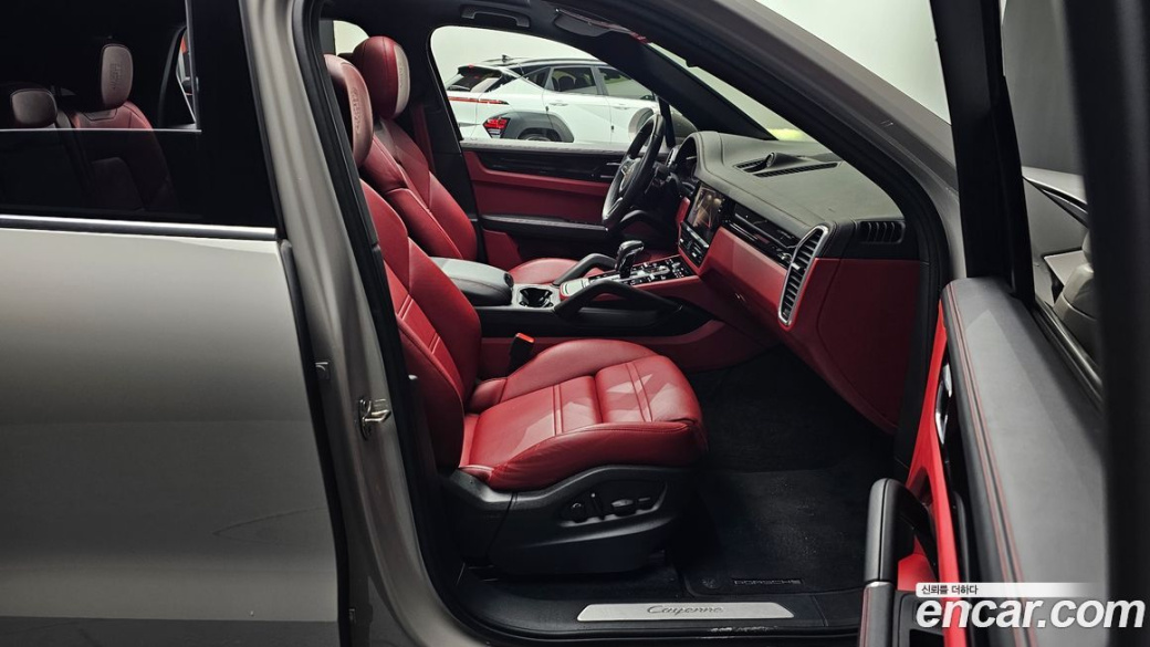Porsche Cayenne 3.0, 2023