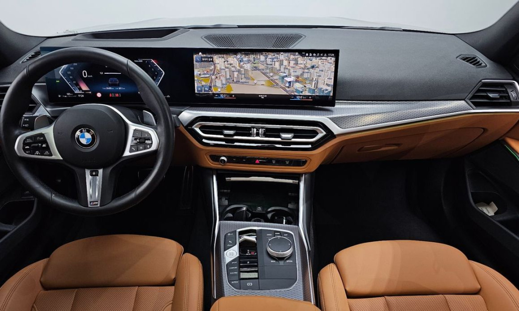 BMW 3-Series 320i M Sport, 2024
