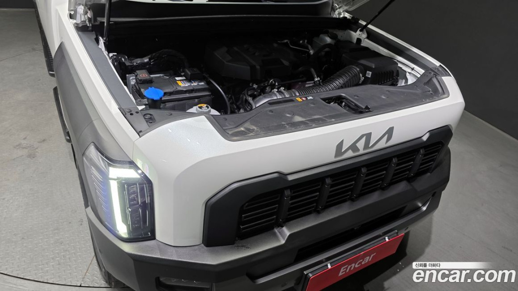 Kia Tasman 2.5T Gasoline 4WD, 2026