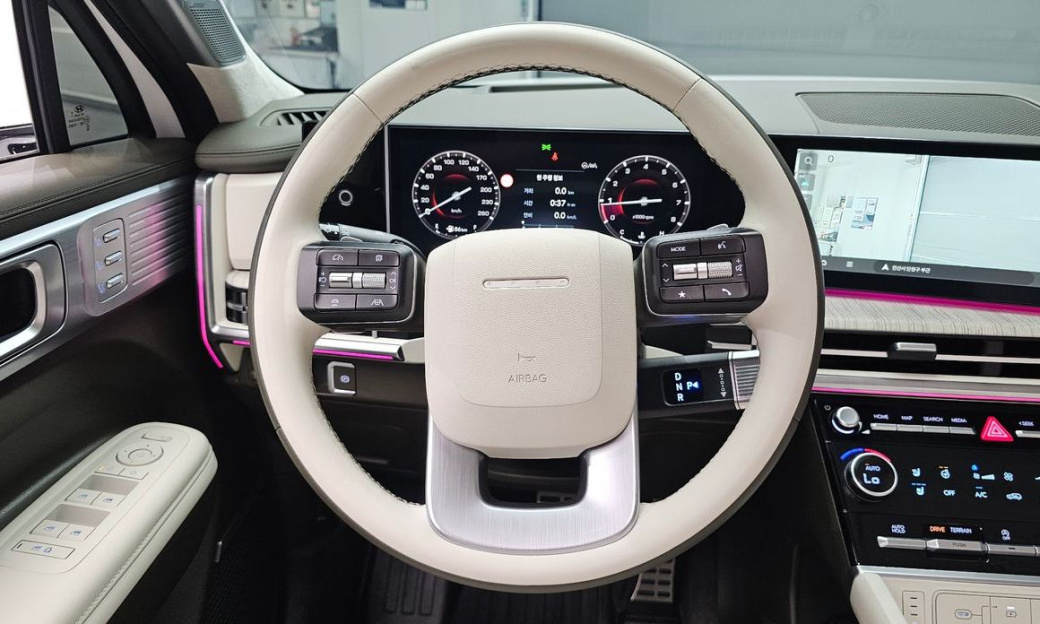 Hyundai Santafe Gasoline 2.5T 4WD, 2025