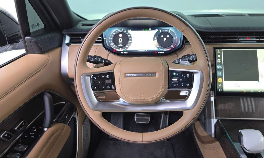 Land Rover Range Rover D350 Autobiography Long Wheel Base, 2024