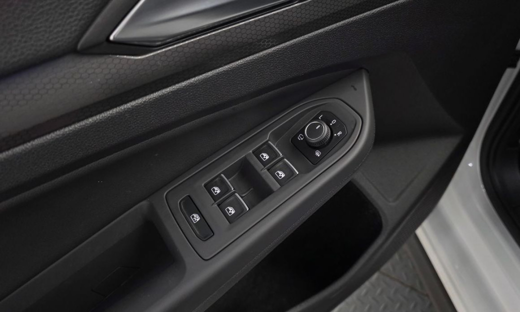 Volkswagen Golf 2.0 GTI, 2024