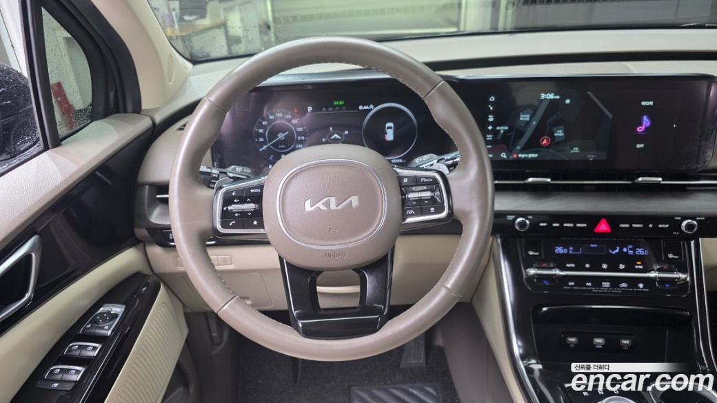 Kia Carnival 9-Seater Noblesse, 2023