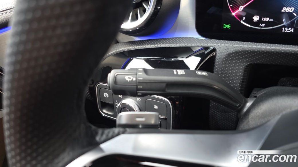 Mercedes-Benz CLA-Class CLA250 4MATIC, 2025