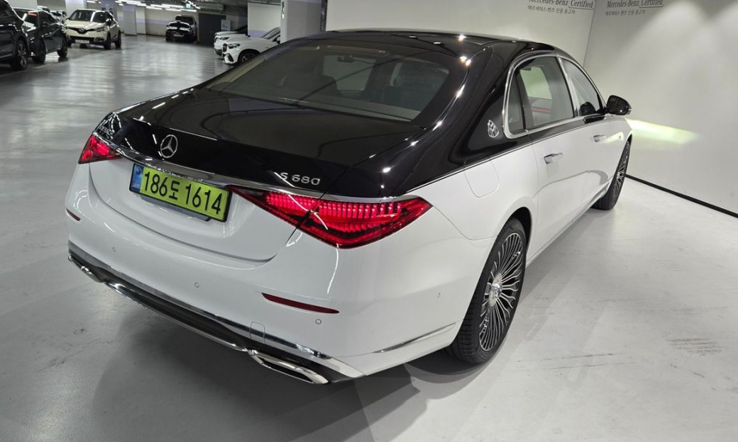 Mercedes-Benz S-Class Maybach S680 4MATIC, 2025
